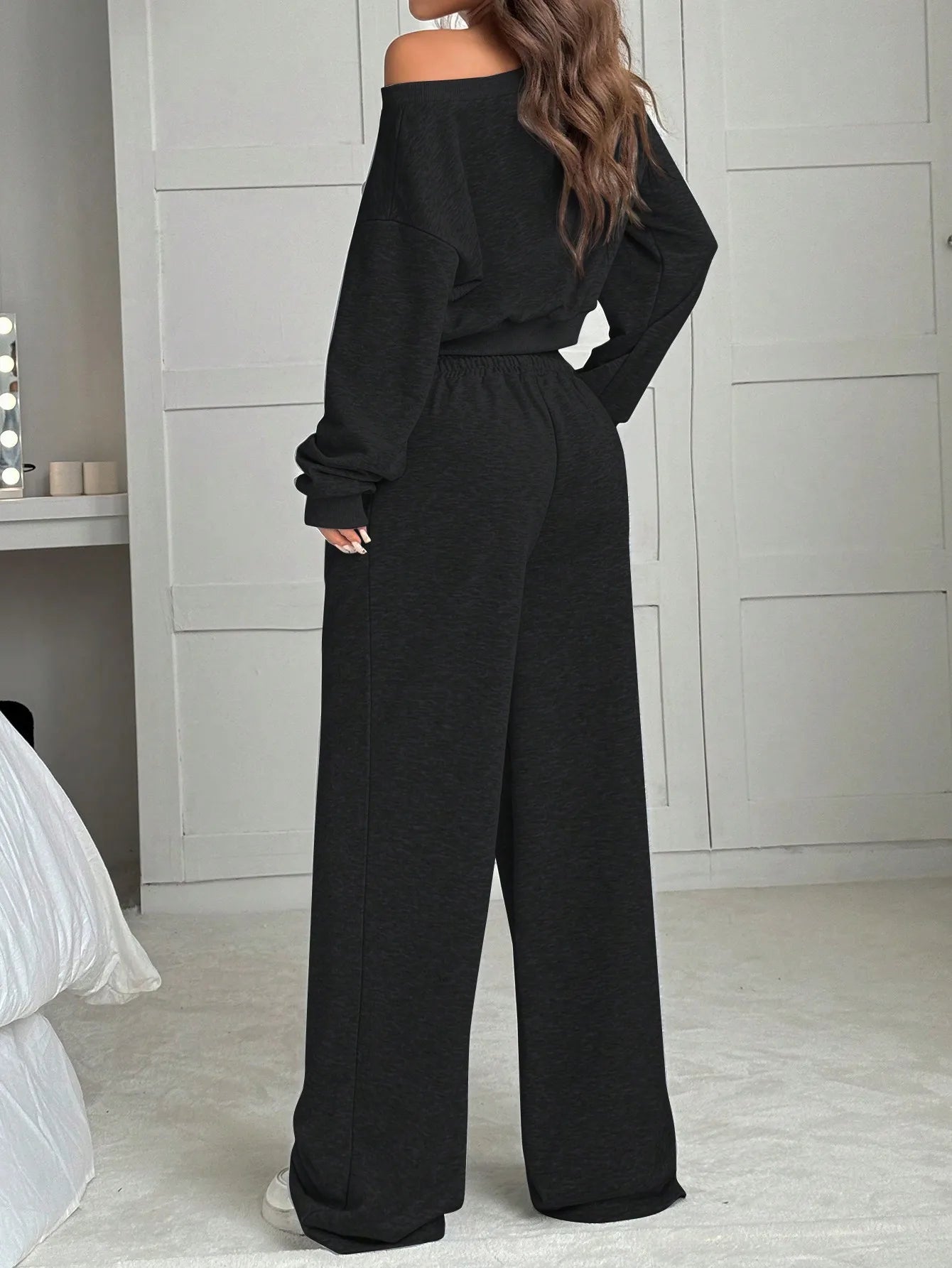 Casual Knitted Loose Long Sleeve Short Set for Women Solid Color Sweatshirt One Shoulder Street Style Polyester Fiber 2025 Au...
