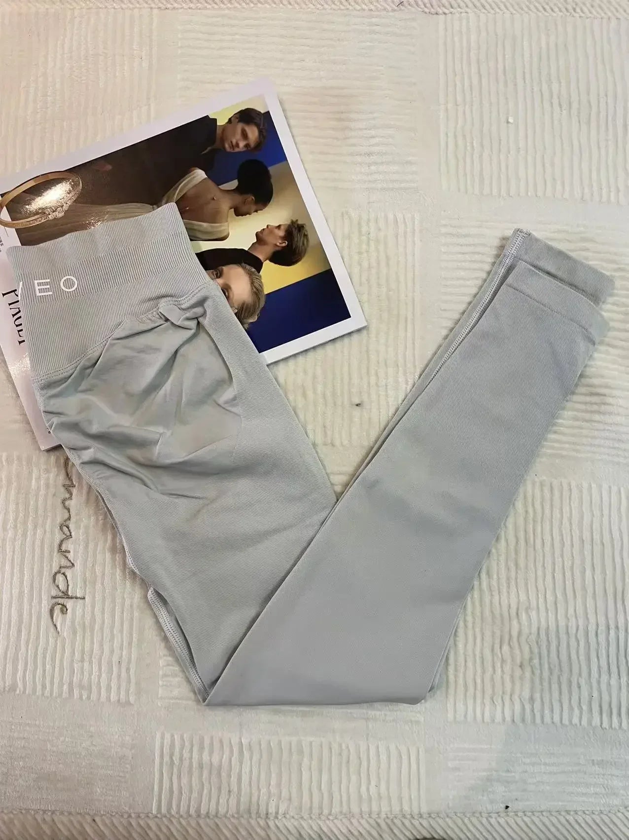 TEVEO Seamless Yoga Leggings | Mid-Waist Sculpting Fitness Pants