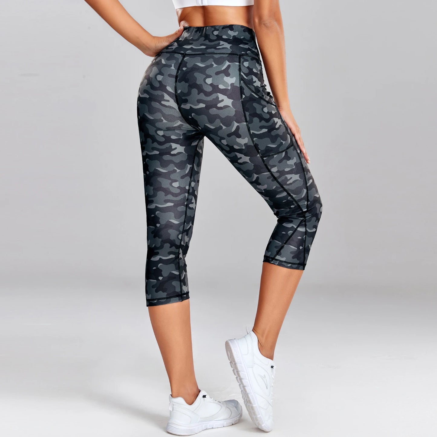 Sculpt & Flow - Leopard Print Capri