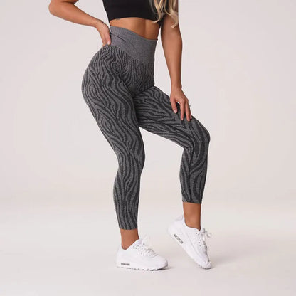 Sculpt & Flow - Performance Zebra Print