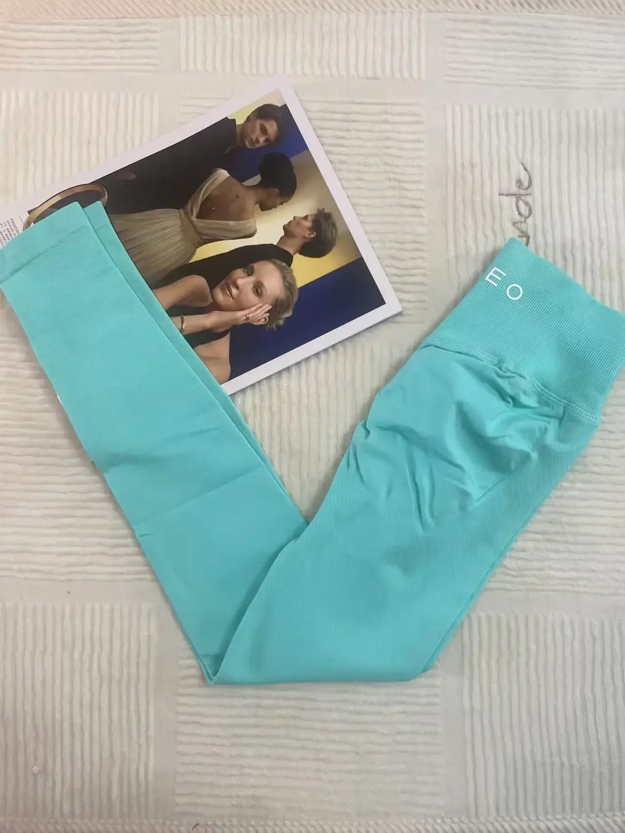 TEVEO Seamless Yoga Leggings | Mid-Waist Sculpting Fitness Pants