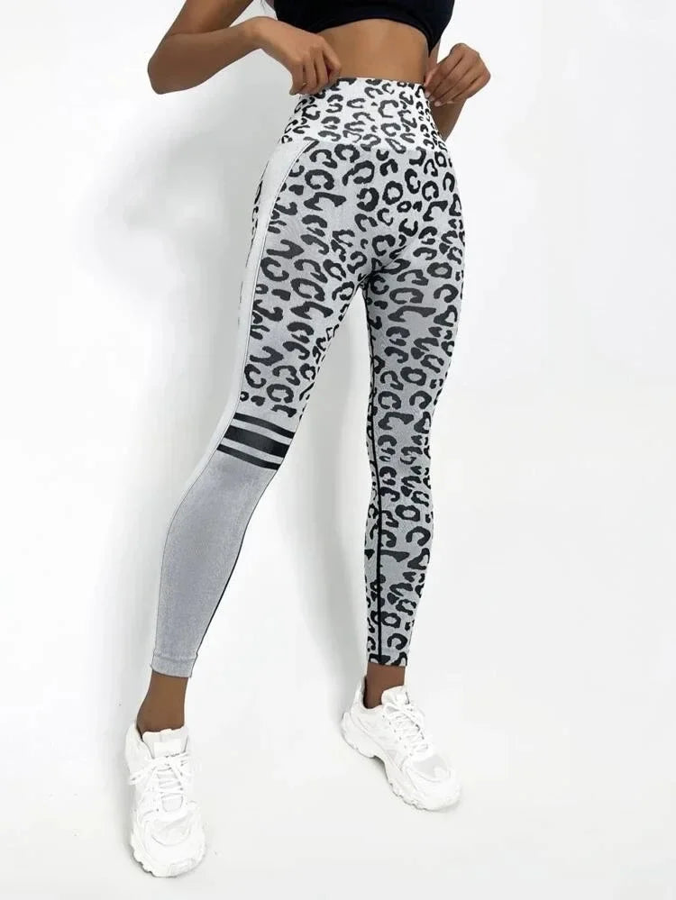 Sculpt and Flow Leggings - Leopard Print