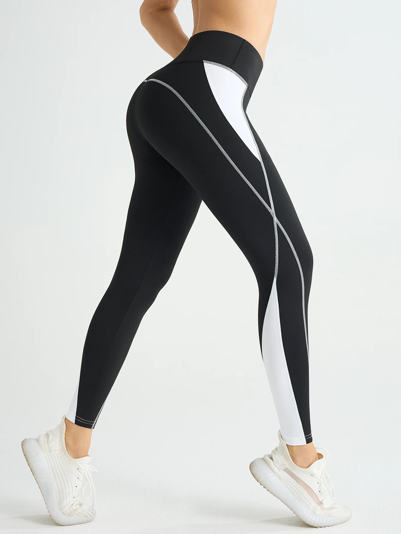 Contour Fit Leggings - Shaping Geometric Color