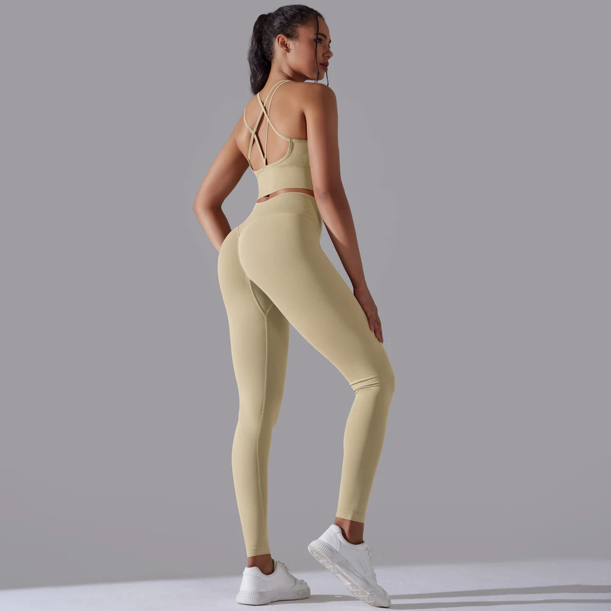 Curve & Flow Set - Brushed Fabric Moisture-Wicking
