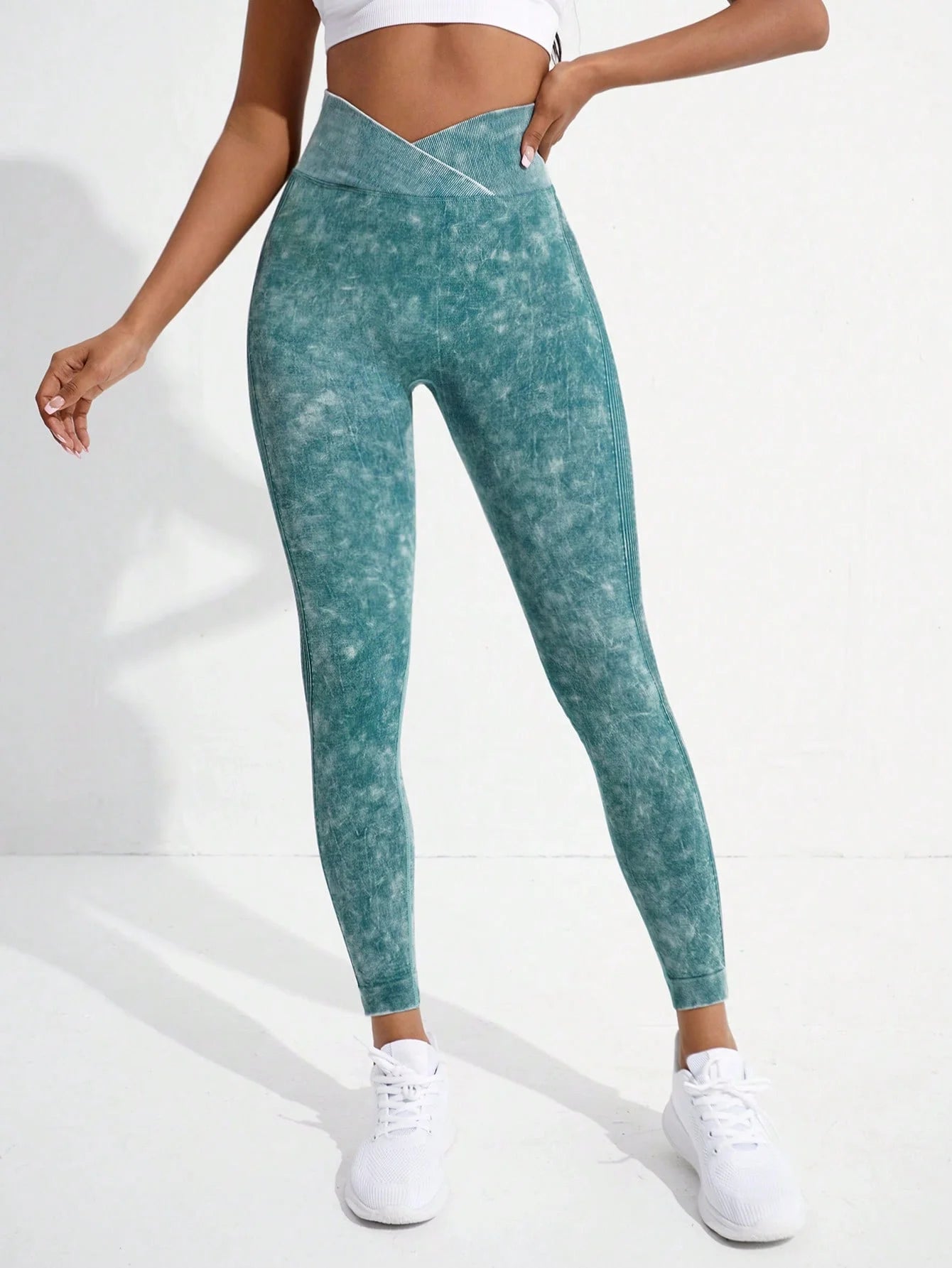 Sculpt & Flow Leggings - Crossover Waist