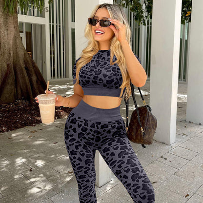 Curve & Flow Set - Seamless Leopard