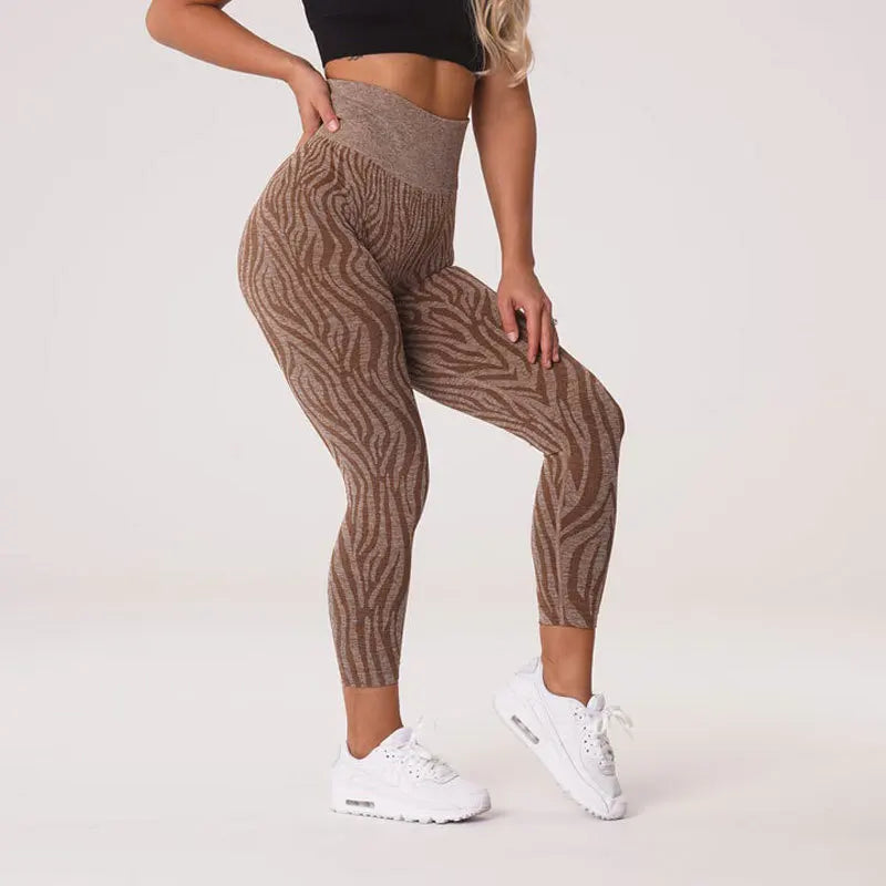 Sculpt & Flow - Performance Zebra Print