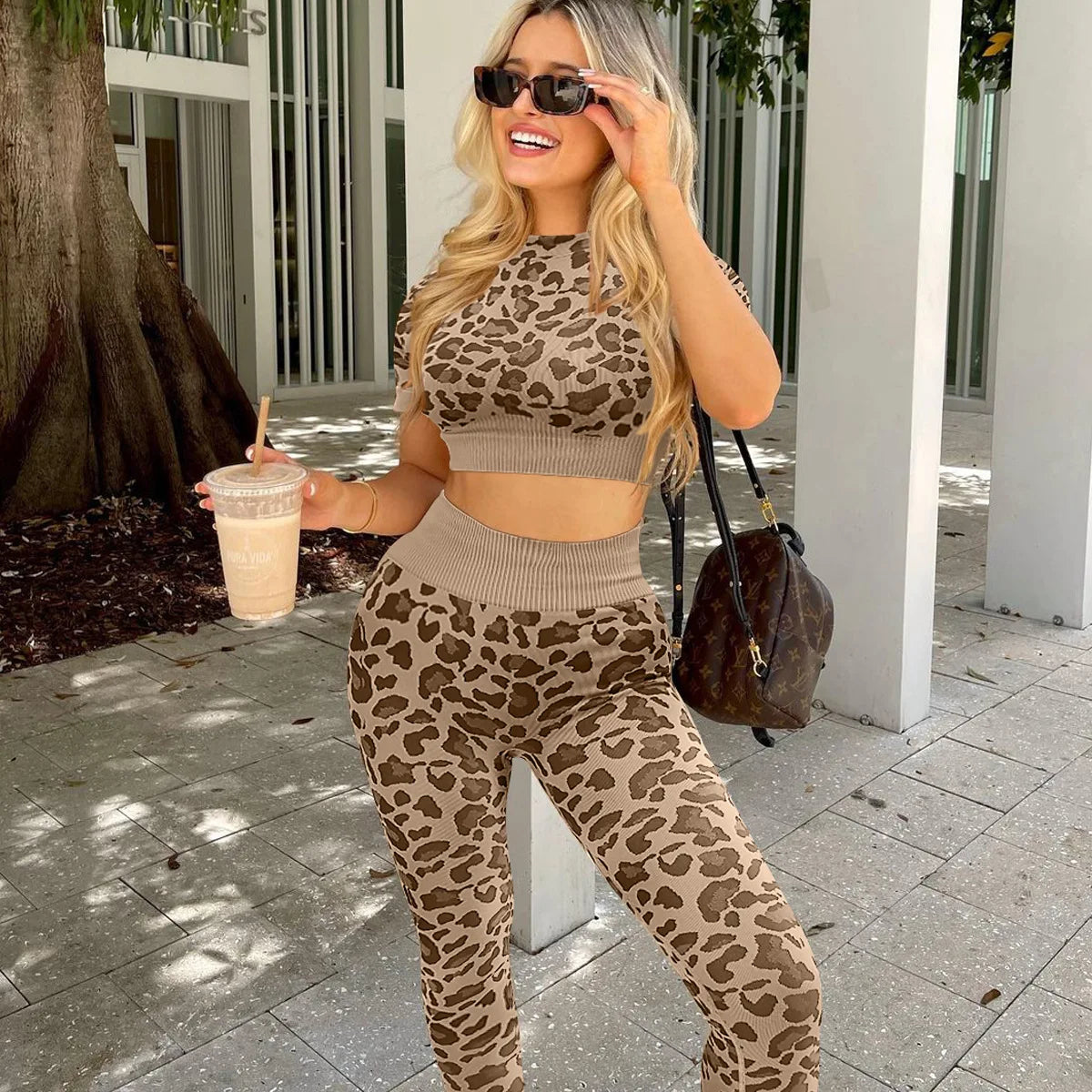 Curve & Flow Set - Seamless Leopard
