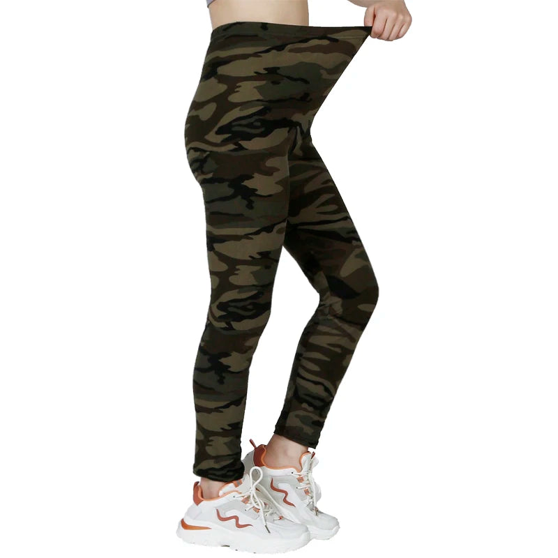 Sculpt & Flow Leggings - Green Camo