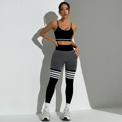 Curve & Flow Set - Black/Grey V-Back Leggings