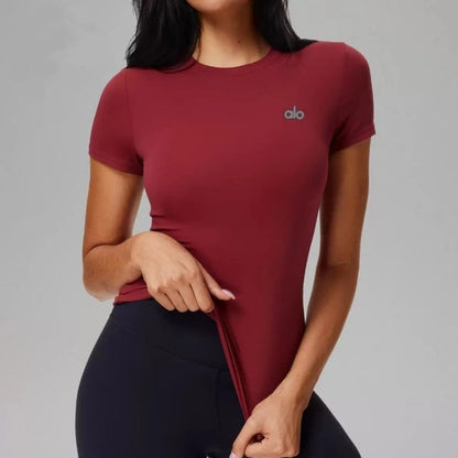 ALO YOGA Women's Yoga Clothing for Pilates Fitness Training Short-Sleeved Low-Cut Tight-Fitting Quick-Drying Running and Sports