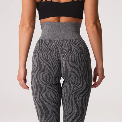 Sculpt & Flow - Performance Zebra Print