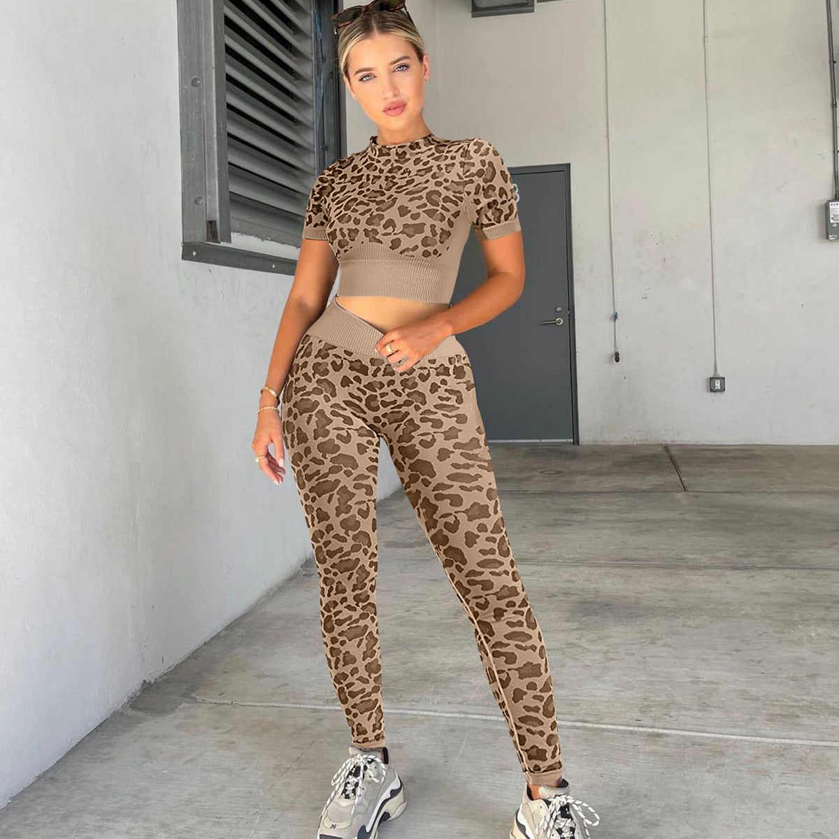 Curve & Flow Set - Seamless Leopard