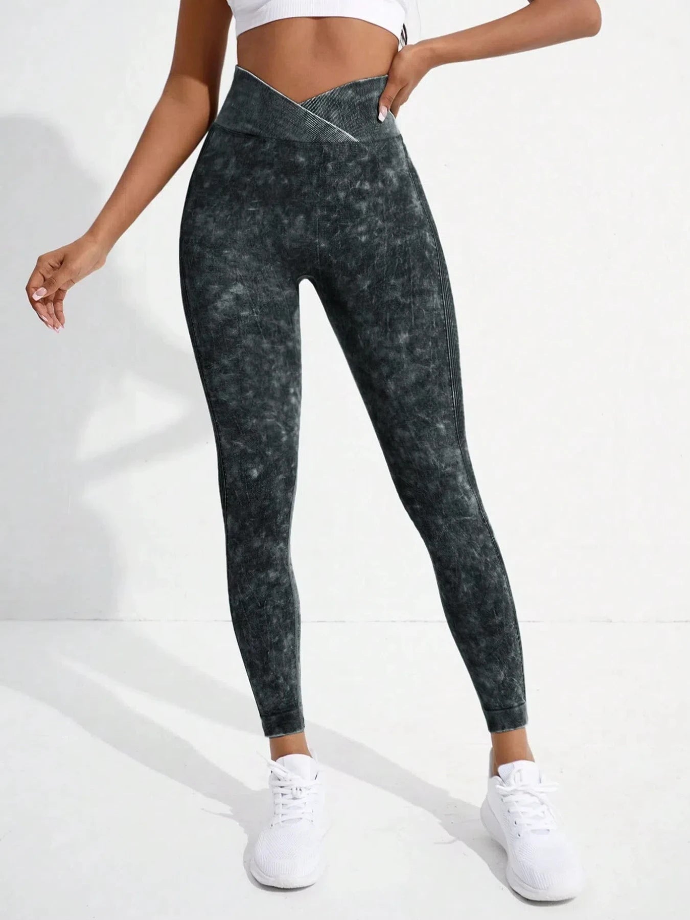 Sculpt & Flow Leggings - Crossover Waist